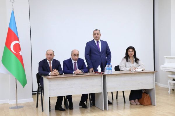 Suraxanıda səyyar görüşlər davam edir