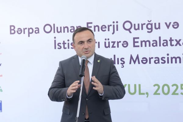 Sosial layihələrimizin əhəmiyyətli hissəsi təhsillə bağlıdır - Bəxtiyar Aslanbəyli