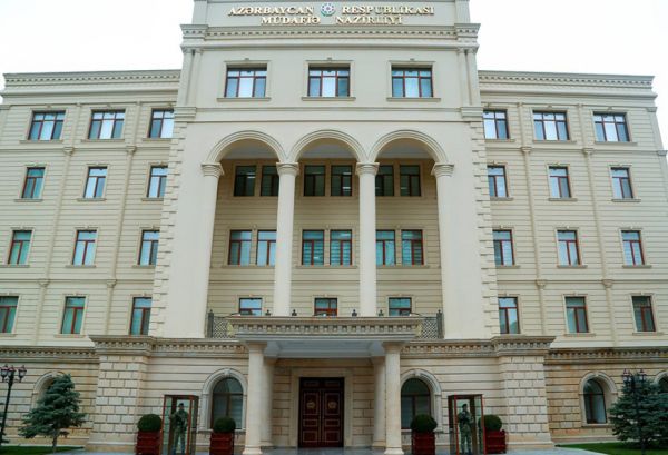 Kəlbəcərdə hərbi yük avtomobili minaya düşüb