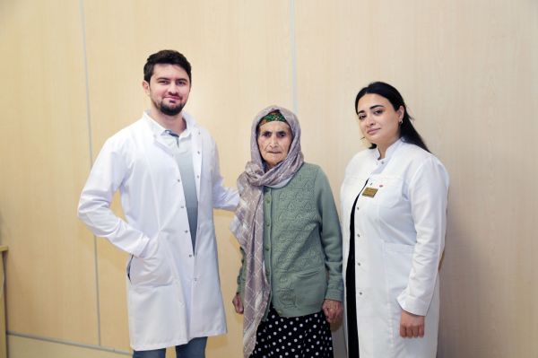 Yeni Klinikada daha bir - UĞURLU ƏMƏLİYYAT!