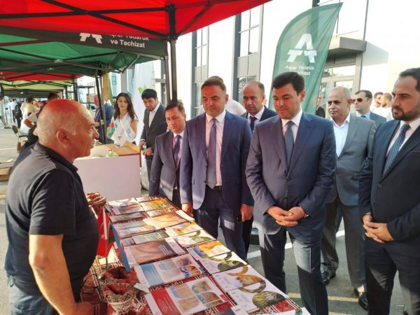 Əkinçilik ETİ "Aqrar Biznes" və "Şaftalı" festivalında iştirak edib