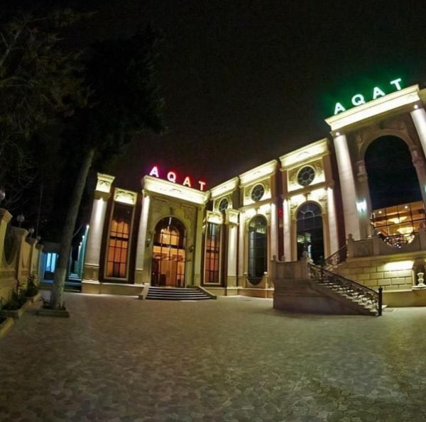 “Aqat” şadlıq evi istehlakçıları belə aldadır