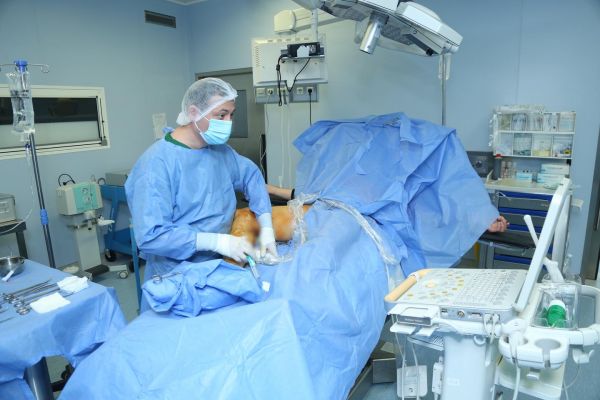 Yeni Klinikada varikoz xəstəliyinin lazerlə müalicəsinə başlanılıb