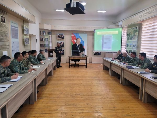 Проведены учебно-методические сборы с офицерами-связистами