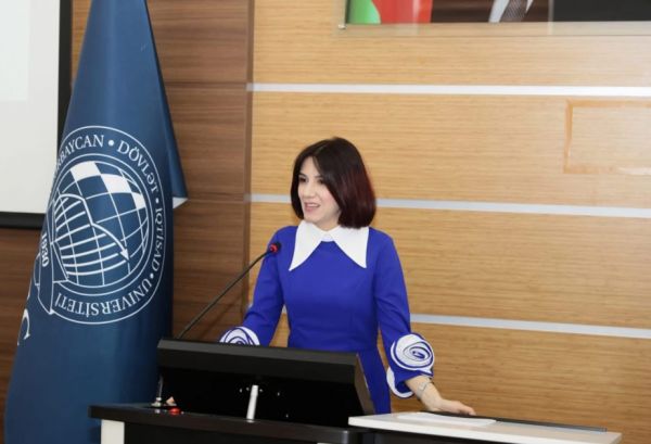 Süni intellekt elmdə inqilab yaradır, yoxsa akademik dürüstlüyü risk altına alır?