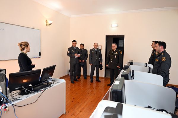 Delegation from Uzbekistan visits National Defense University