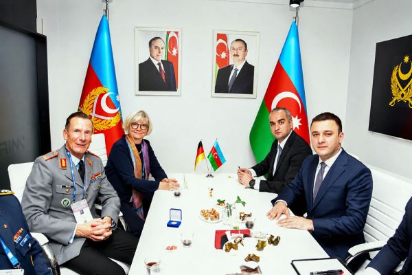 Baş direktor “SAHA EXPO 2026” sərgisində iştirak edib