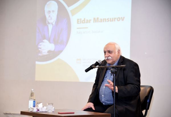 “Məktəblilərlə bu görüş gözəl xatirə kimi yaddaşımda qalacaq” - Xalq artisti Eldar Mansurov - FOTOLAR