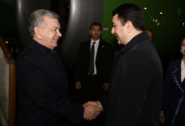 Özbəkistan Prezidenti Şavkat Mirziyoyev Azərbaycana səfərə gəlib