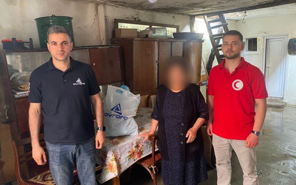 “Avrora Qrup” aztəminatlı ailələrə bayram sovqatı çatdırıb - FOTOLAR
