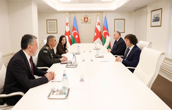 Azerbaijan Defense Minister visits Georgia