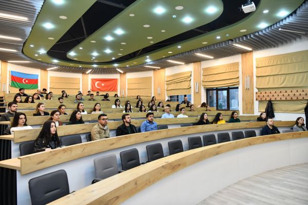ADNSU-da “Azərbaycan tarixi” fənni bütün bölmələr üzrə Azərbaycan dilində tədris olunacaq
