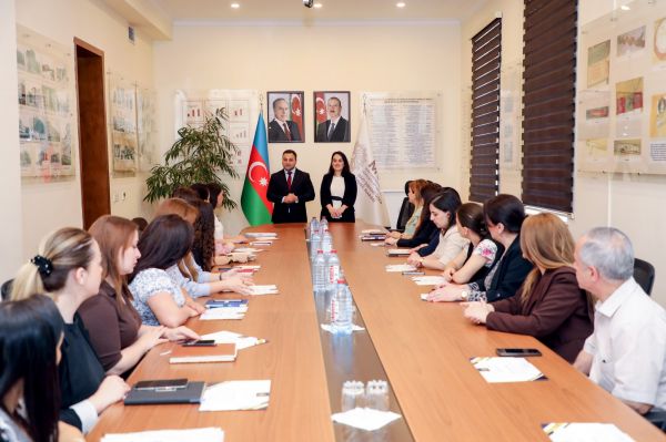 Əməyin mühafizəsinə dair növbəti sertifikatlar təhsil işçilərinə təqdim olunub