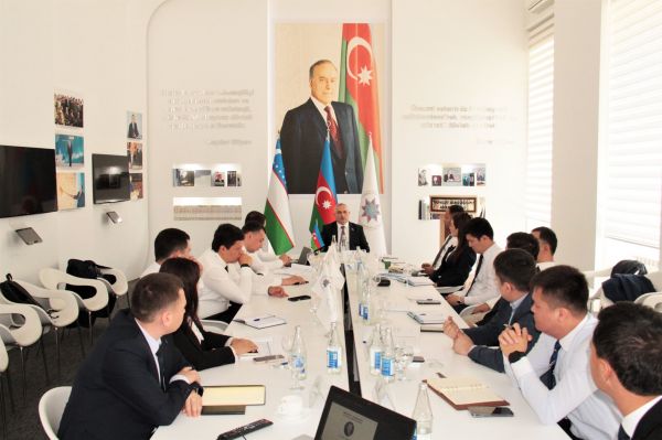 Baş katib Azər Allahverənov Özbəkistandan olan dövlət qulluqçuları üçün mühazirə oxuyub - FOTOLAR