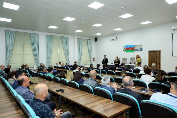 “Azərbaycan Hava Yolları” QSC-də əməyin mühafizəsi üzrə təlim keçirilib