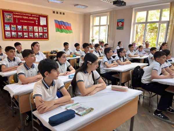 Təhsil müəssisələrində “İnsan hüquqları aylığı”
