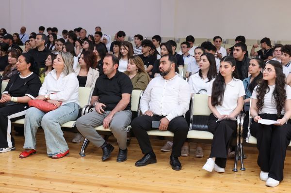 Tam orta məktəb layihəsi ilə bağlı təbliğat görüşlərinə start verilib