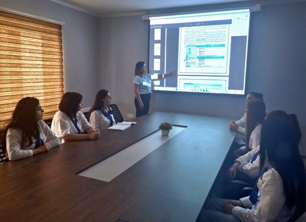 Salyan Rayon Mərkəzi Xəstəxanasında qeydiyyatçılar üçün təlim keçirilib