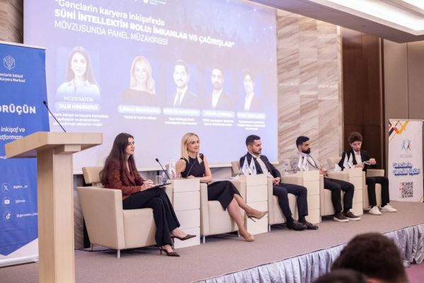 ASAN AI Hub-ın rəhbəri Gənclərin Süni İntellekt Forumunda çıxış edib