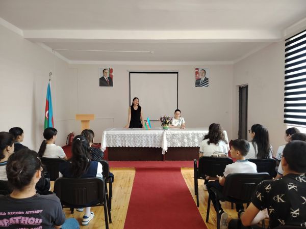 “Tarixin dönüş anı” adlı mühazirə keçirilib