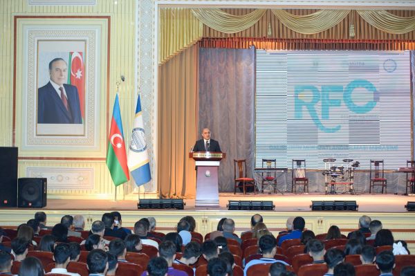 Respublika Fənn Olimpiadalarının humanitar fənlər üzrə qalibləri mükafatlandırılıblar