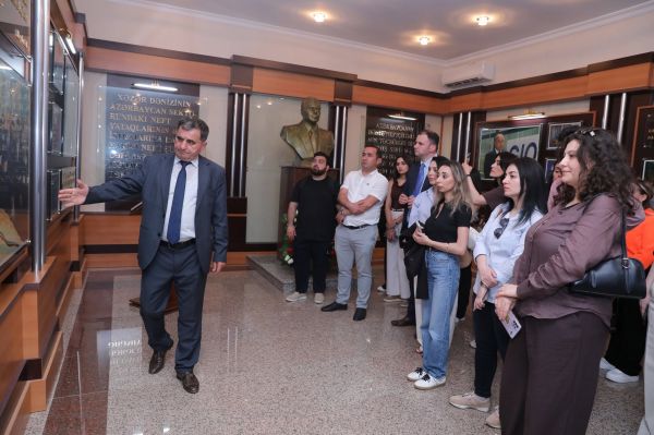 Young Media Representatives Visit Oil Rocks within the Framework of the Energy Dialogue Platform