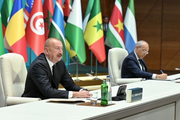 İlham Əliyev: İqtisadiyyatımızın şaxələndirilməsi artıq reallıqdır