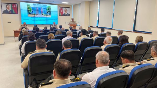 Müdafiə Nazirliyinin Tibb İdarəsində müşavirə keçirilib