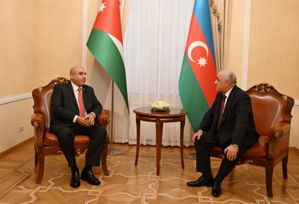 Əli Əsədov İordaniya Nümayəndələr Palatasının sədri ilə görüşüb