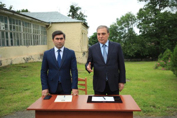 Niyazi Bayramov vətəndaşlarla növbəti dəfə görüş keçirib
