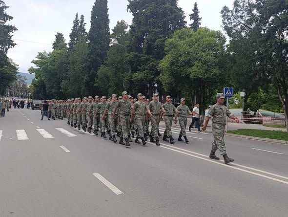 Xankəndidə hərbi yürüş keçirilib