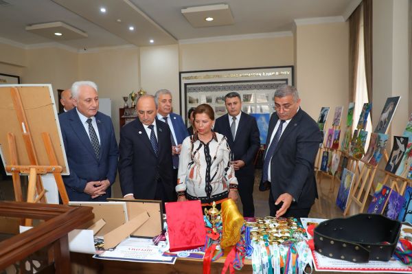 “Qayıdışa aparan yol: Dərələyəz gənclərinin uğur hekayələri”
