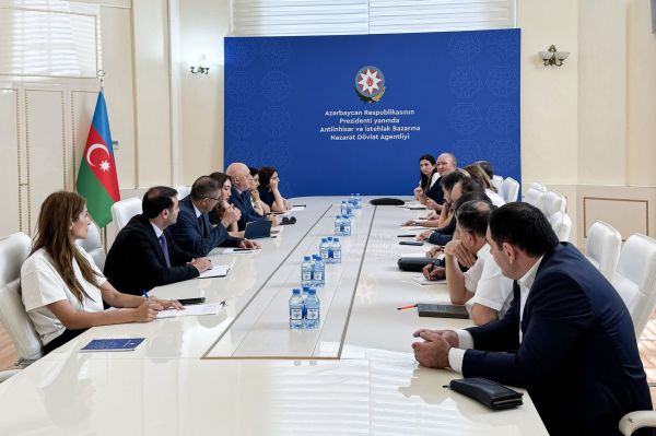 Əmtəə nişanlarından qanunsuz istifadənin qarşısının alınması ilə bağlı maarifləndirici görüş keçirilib