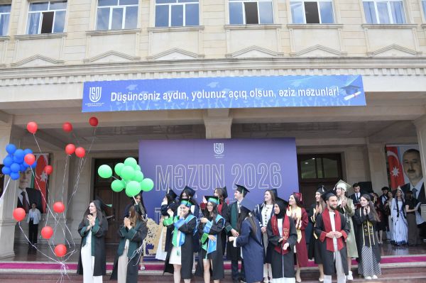 SDU-da “Məzun Günü” çərçivəsində fərqlənən məzunlar təltif olunublar - FOTOLAR