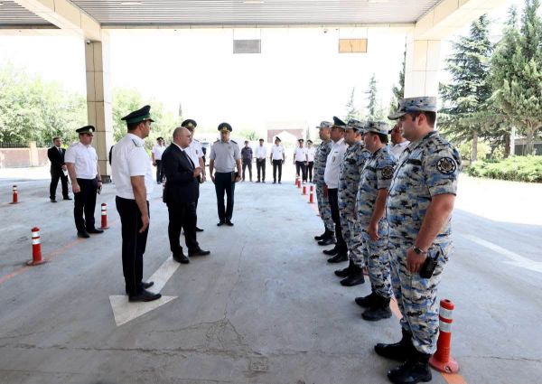 DGK sədri “Qırmızı Körpü” gömrük postunda mövcud vəziyyətlə tanış olub