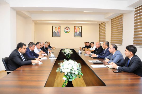 Qanunsuz tikintilərlə bağlı növbəti iclas keçirilib