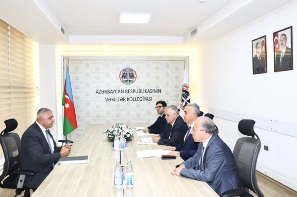Vəkillər Kollegiyasının rəhbərliyi növbəti vətəndaş qəbulu keçirib