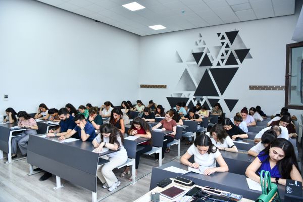 AZİ Akademiyanın təşkilatçılığı ilə “Akademik məsləhətçi təkmilləşdirmə” təlim proqramının yekun qiymətləndirilməsi keçirilib