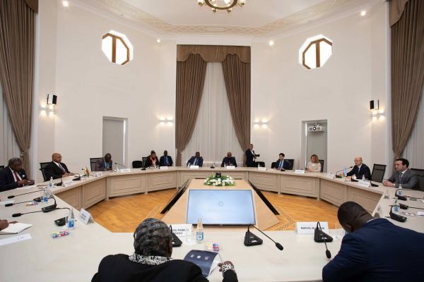 Azərbaycanla Zimbabve arasında enerji əməkdaşlığı imkanları müzakirə edilib