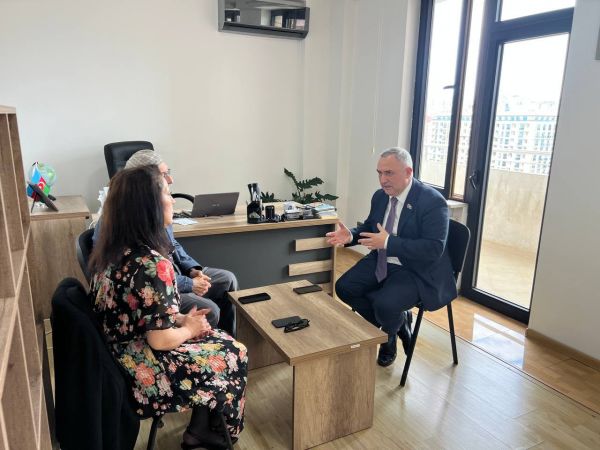 Deputat Azər Allahverənov növbəti vətəndaş qəbulunu keçirib