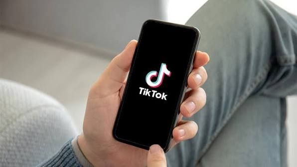 Безопасность в приоритете: TikTok удалил почти 600 тысяч видео за первый квартал 2026 в Азербайджане