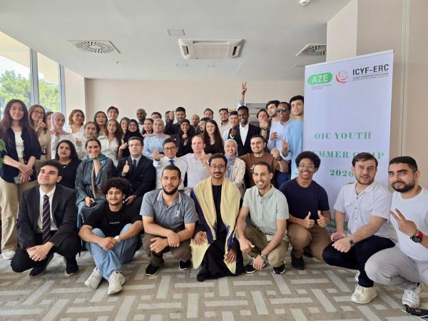 ADNSU-nun əcnəbi tələbələri “İƏT Gənclərinin yay düşərgəsi – 2026”da fəal iştirak ediblər