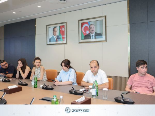Mərkəzi Bankda jurnalistlər üçün təlim keçirilib - FOTOLAR