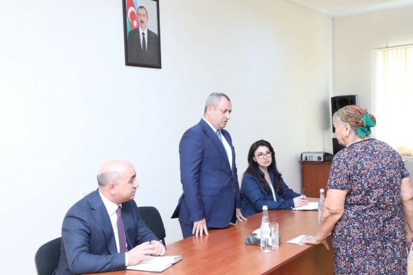Suraxanıda səyyar görüşlər davam edir