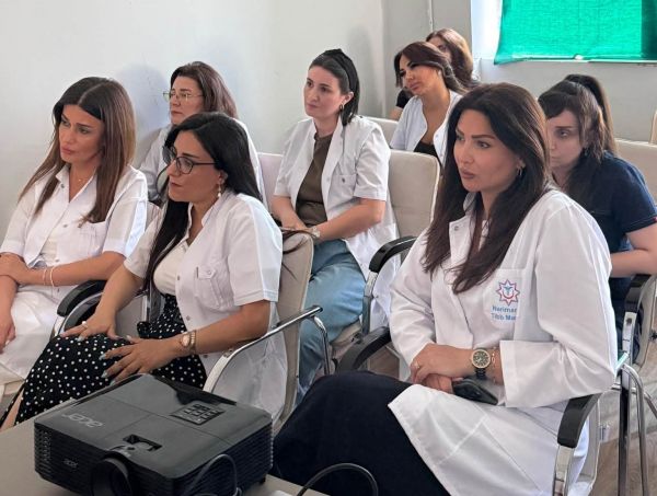 Həkimləri üçün müəssisədaxili təlimlər keçirilib