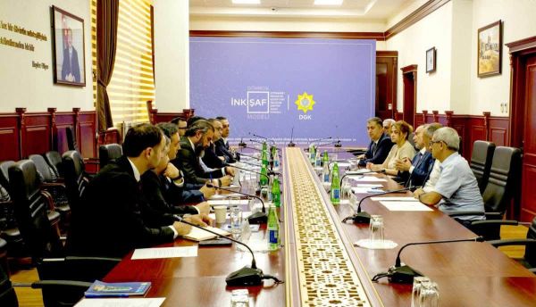 DGK yanında İctimai Şura və Gömrük Təmsilçiliyi arasında görüş keçirilib