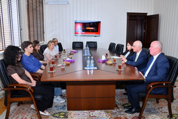 Beynəlxalq fənn olimpiadası qalibləri ilə görüş keçirilib