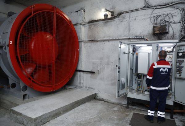 Bakı Metropolitenində daha 6 müasir ventilyator quraşdırılıb