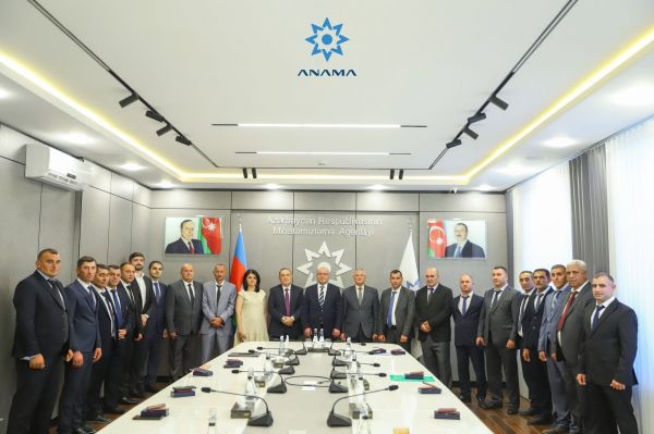 “Minatəmizləmə sahəsində xidmətlərə görə” medalı əməkdaşlara təqdim olundu