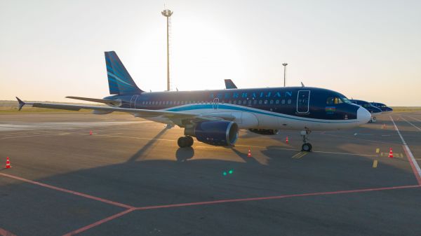 Azerbaijan Airlines Adds Fourth Aircraft to Its Fleet This Year